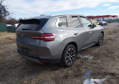 2025 BMW X3 30 xDrive z USA, uszkodzony, nr VIN 5UX53GP01S9033548